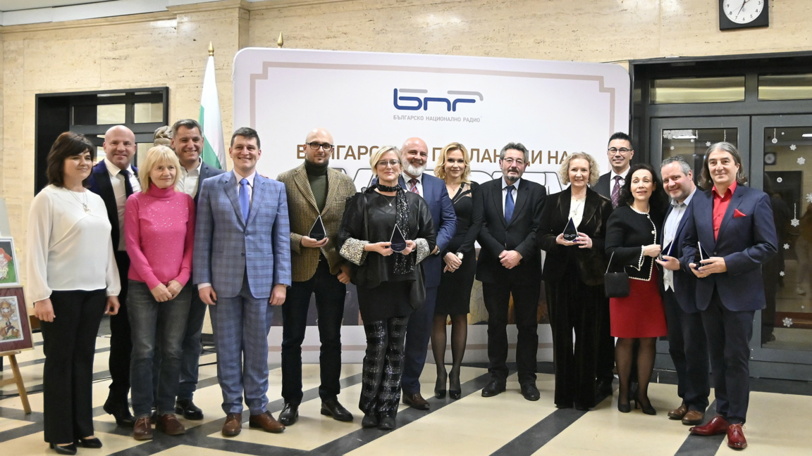 Обща снимка на участниците в церемонията