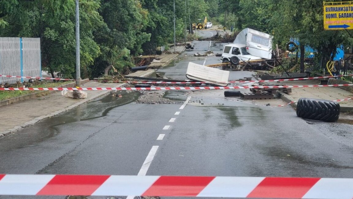 До 10 дни властите в Царево готови с равносметка за щетите от потопа