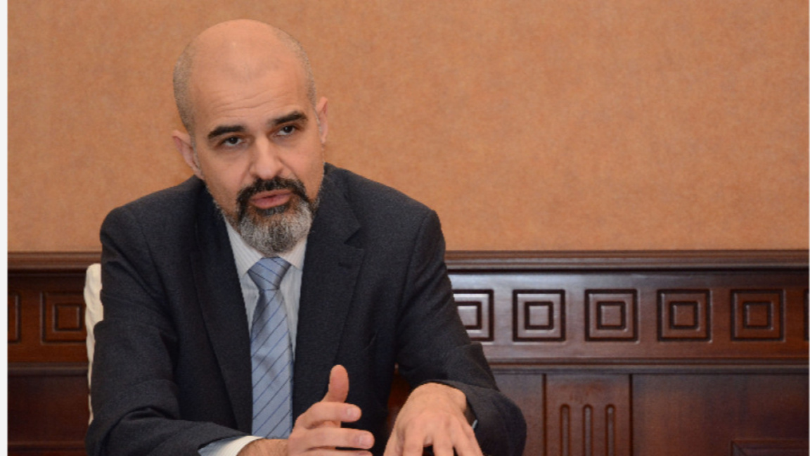 Паралел по отношение на ситуацията с бок...