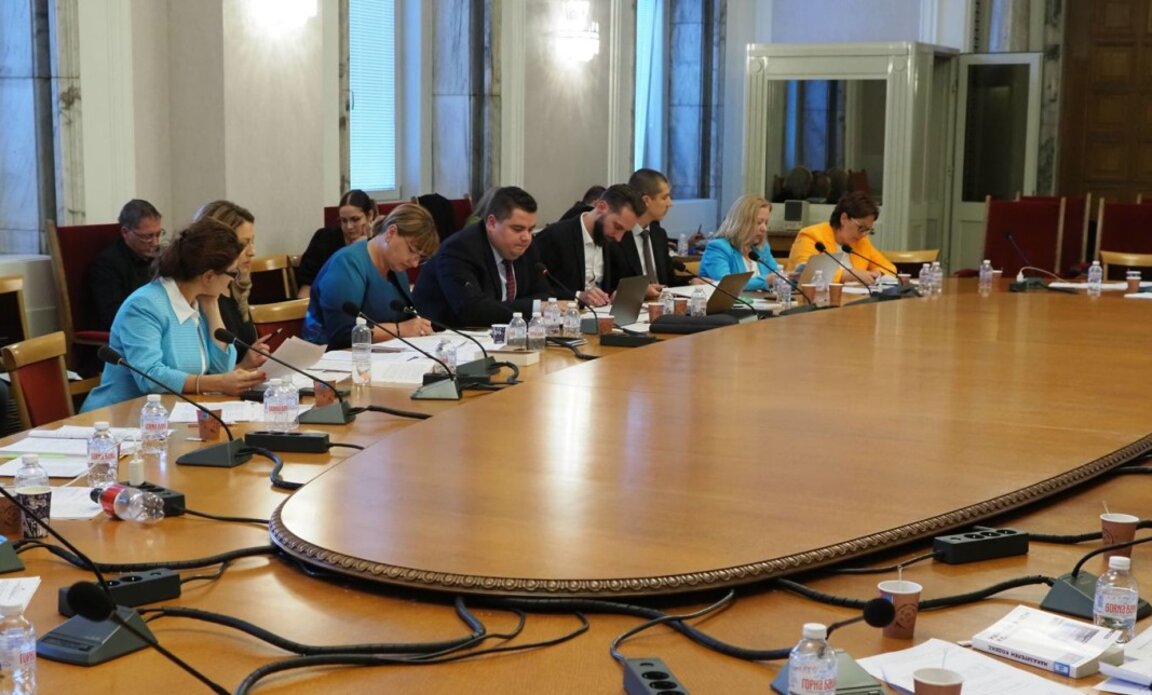 Заседание на Комисията по правни въпроси в НС