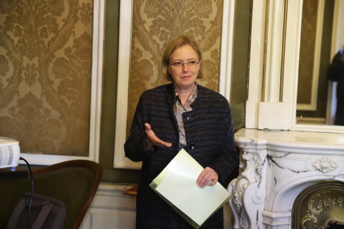 Албена Стаменова