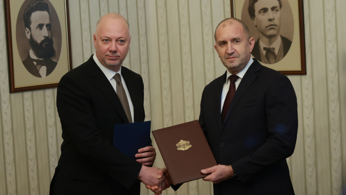 Без изненада ГЕРБ-СДС върна на президент...