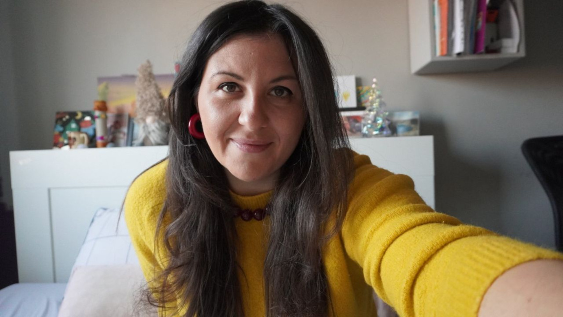 Между два свята: как Деница Юрге изгражда дом и идентичност в Унгария