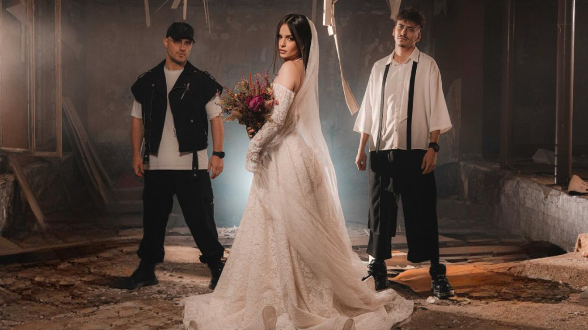 DEEP ZONE Project с първи сингъл от пред...