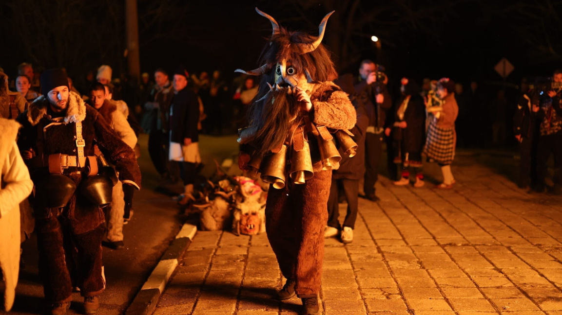 В Пернишко празнуват Сурова...